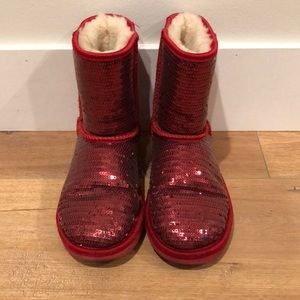 Red sparkle UGG’s